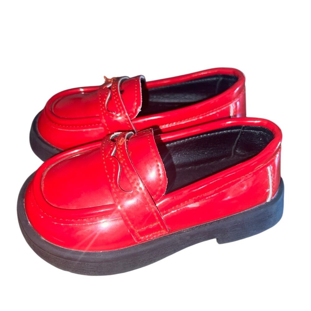 Girls Red Patent Leather Loafers EU 23 US 6 Toddler Chunky Dress Shoes - Picture 2 of 7